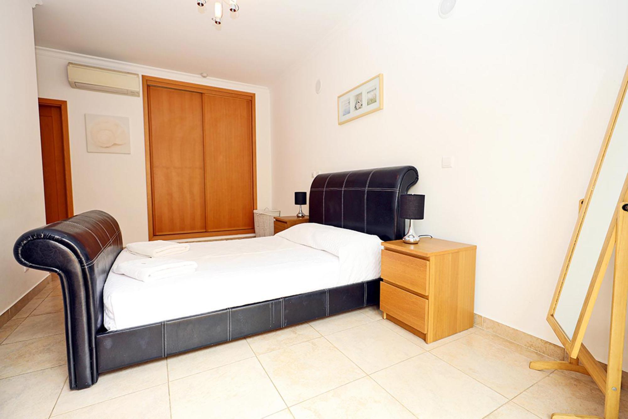 Lagos Central Wellness Ruang foto