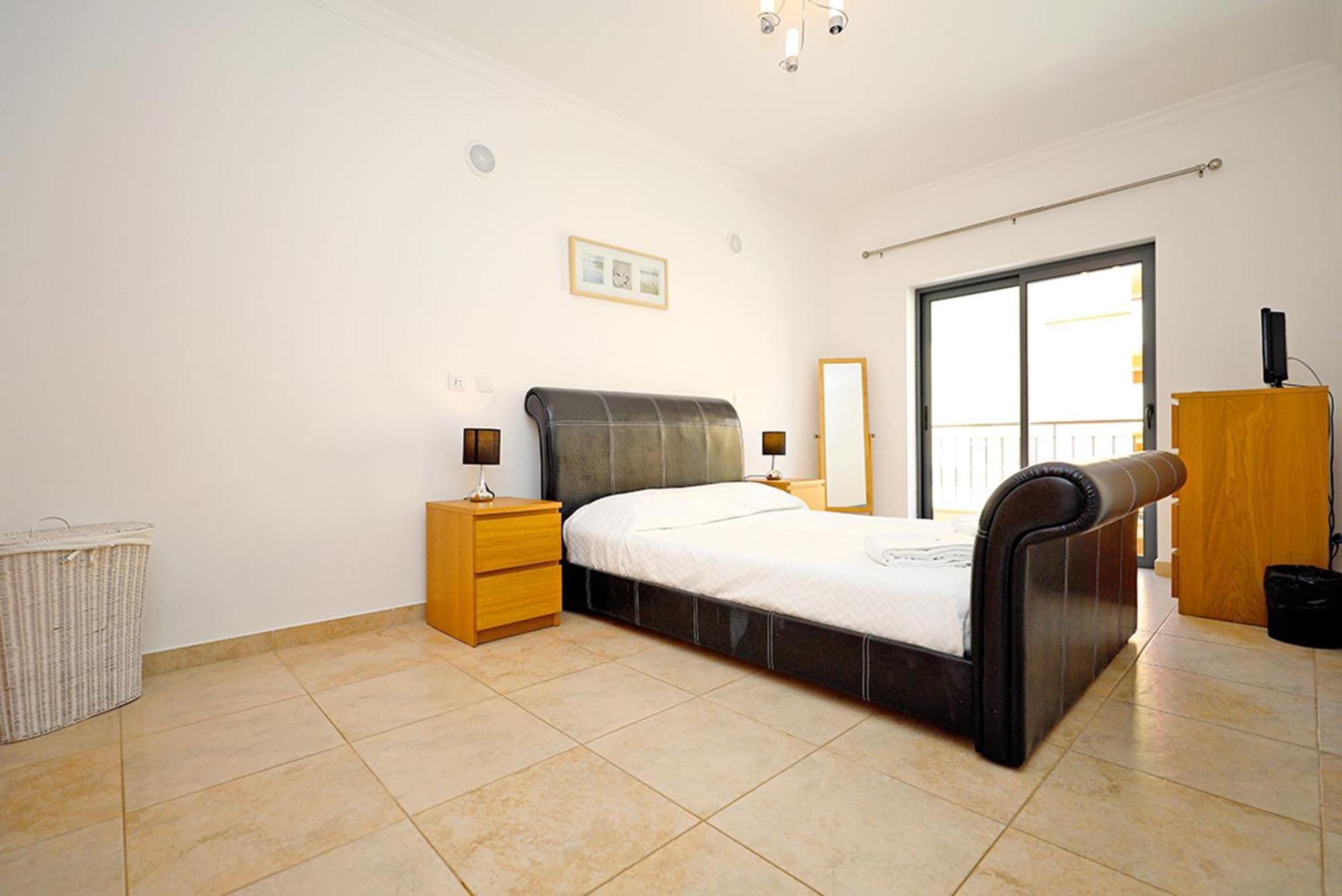 Lagos Central Wellness Ruang foto