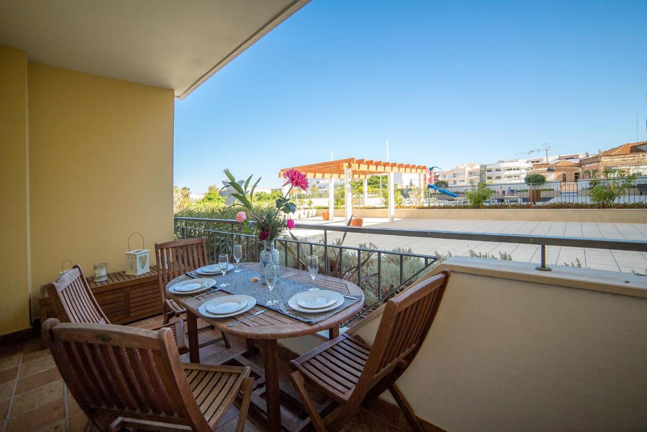 Lagos Central Wellness Bagian luar foto